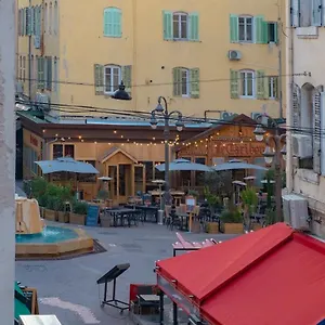 appartement-climatis-au-cur-du-vieux-port.fr-provencehotel.com/